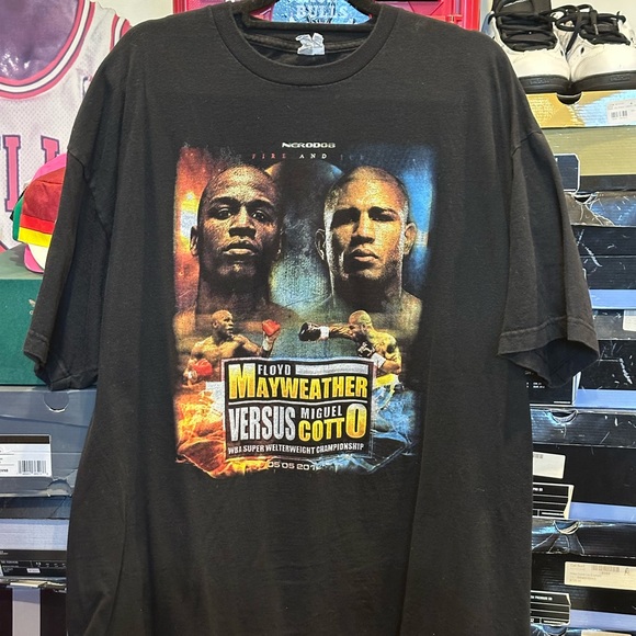Floyd Mayweather Vs. Miguel Cotto Fight Shirt - Picture 1 of 5